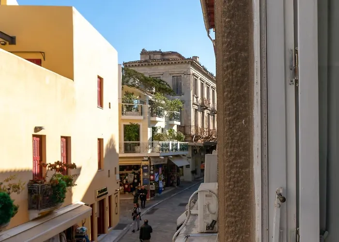 Hadrians Den In Heart Of Plaka By Jj Hospitality