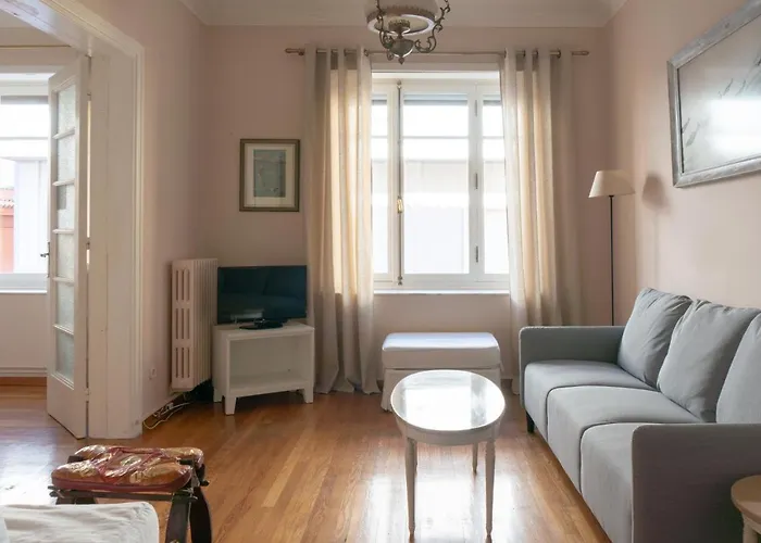 Hadrians Den In Heart Of Plaka By Jj Hospitality